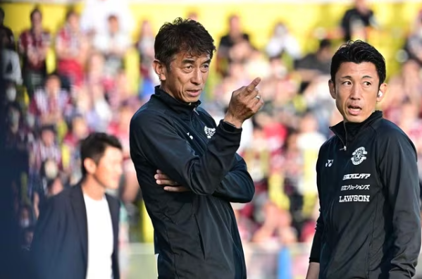 '일본 축구 레전드' 이하라, 수원 삼성 코치하러 온다!