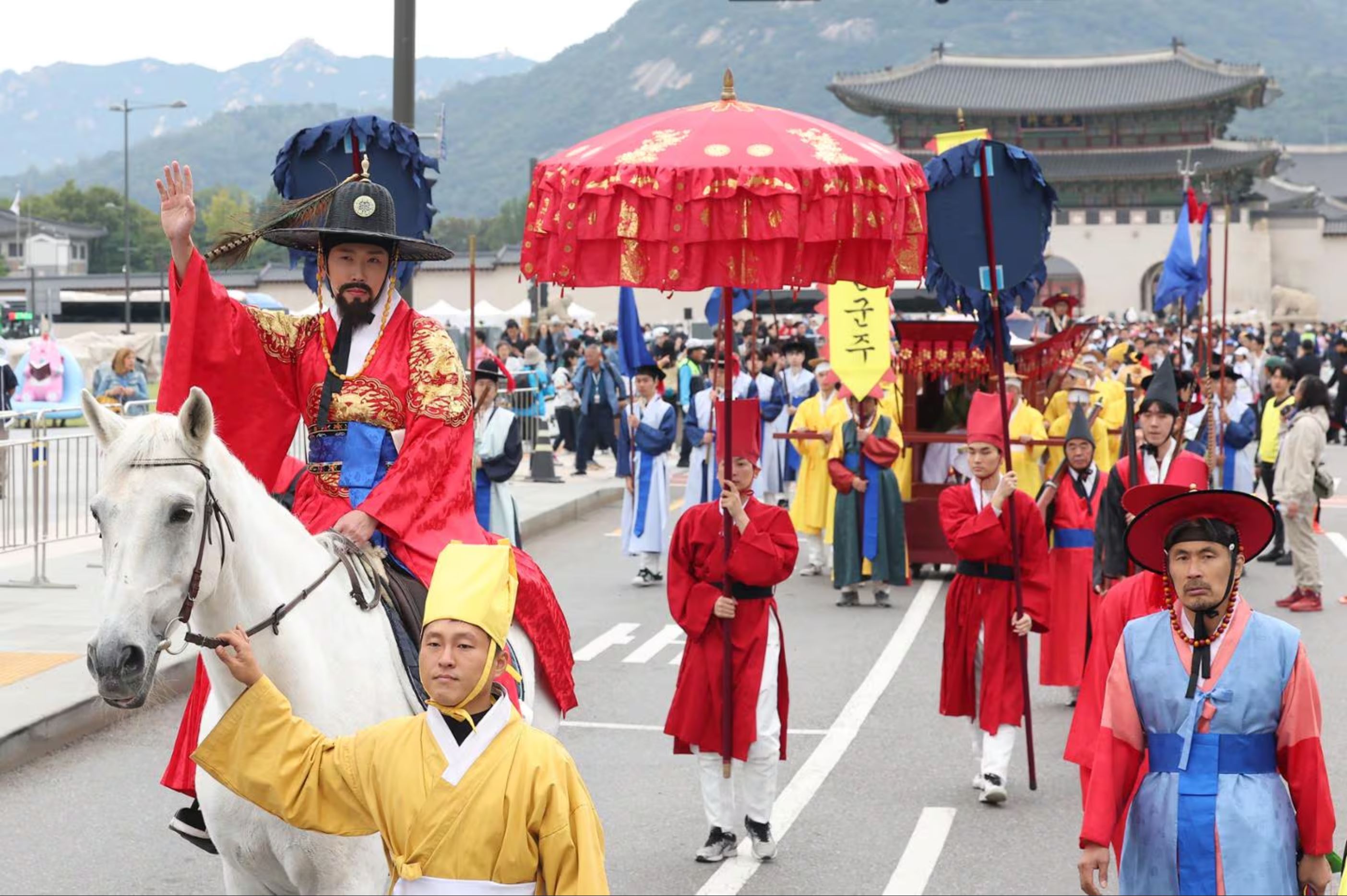 정조는 왜 1779명을 이끌고 해마다 능행<陵幸>에 나섰을까?