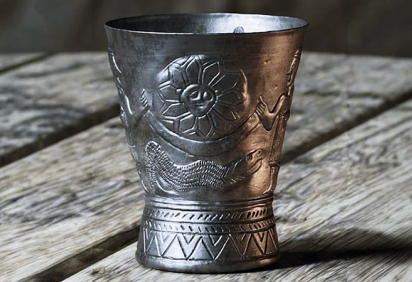 인류 최초로 우주 탄생 그려진 은잔, 메소포타미아에서 만들었대요